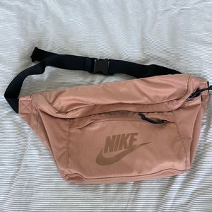 NikeTech Hip Crossbody Bag